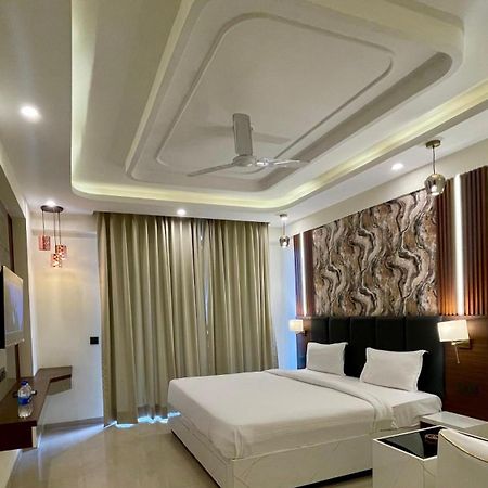 Hotel Maple Tree - Near Ekana Cricket Stadium - Lucknow Eksteriør billede