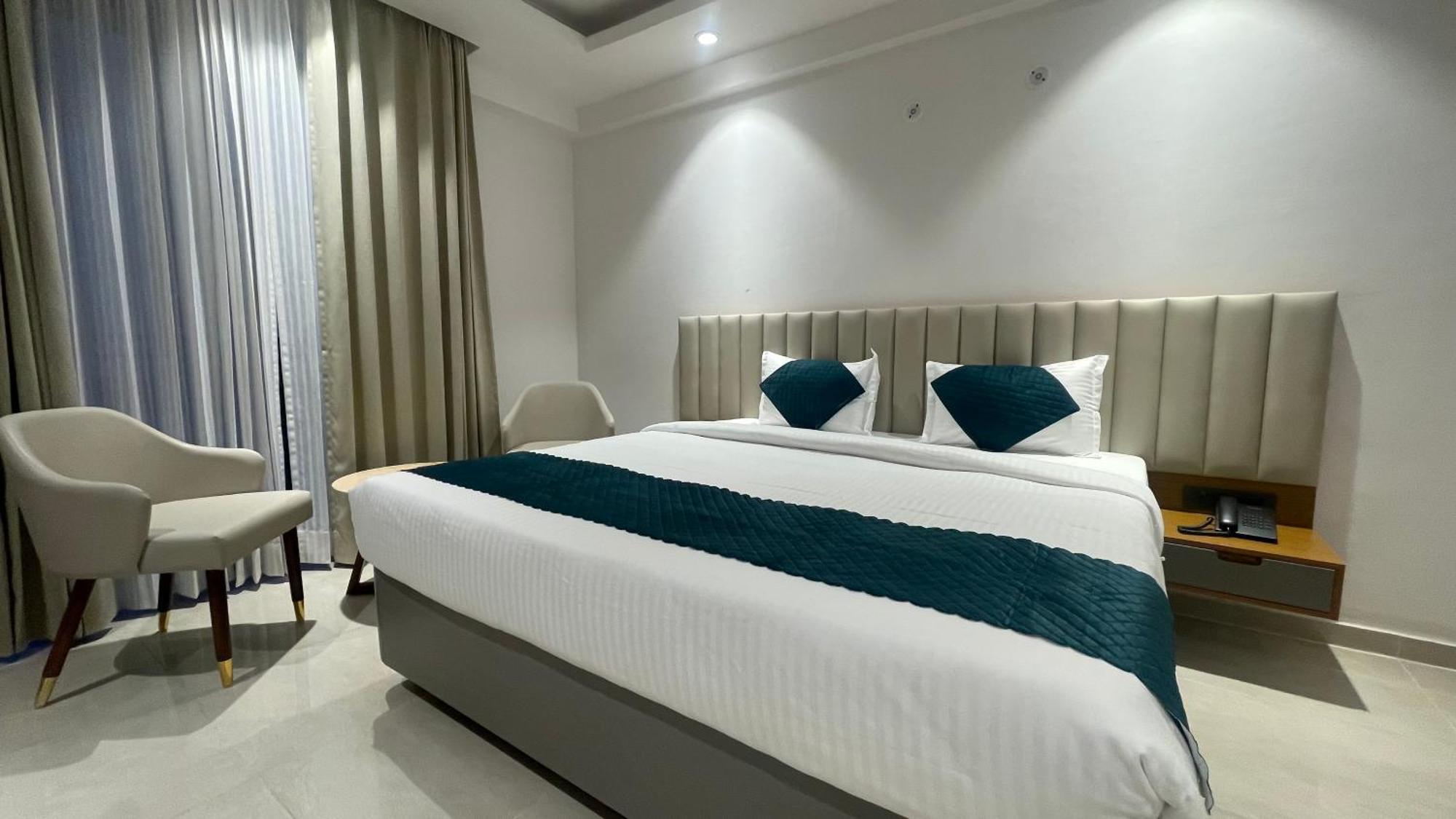 Hotel Maple Tree - Near Ekana Cricket Stadium - Lucknow Eksteriør billede