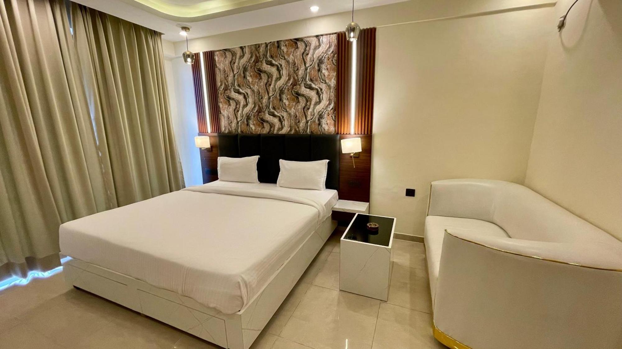 Hotel Maple Tree - Near Ekana Cricket Stadium - Lucknow Eksteriør billede